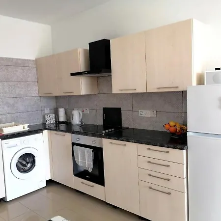 Afroditi Apartment *