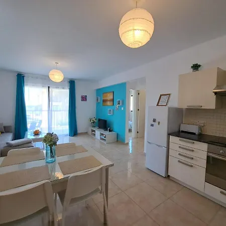 Afroditi * Perivolia