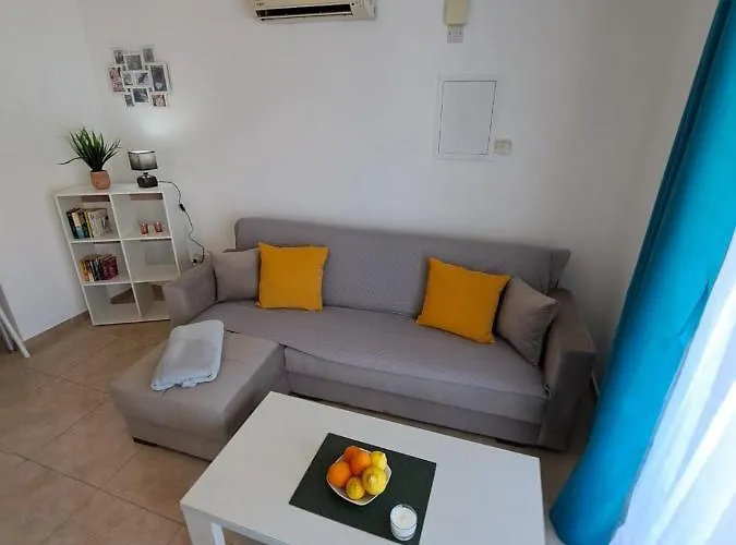 Afroditi * Perivolia