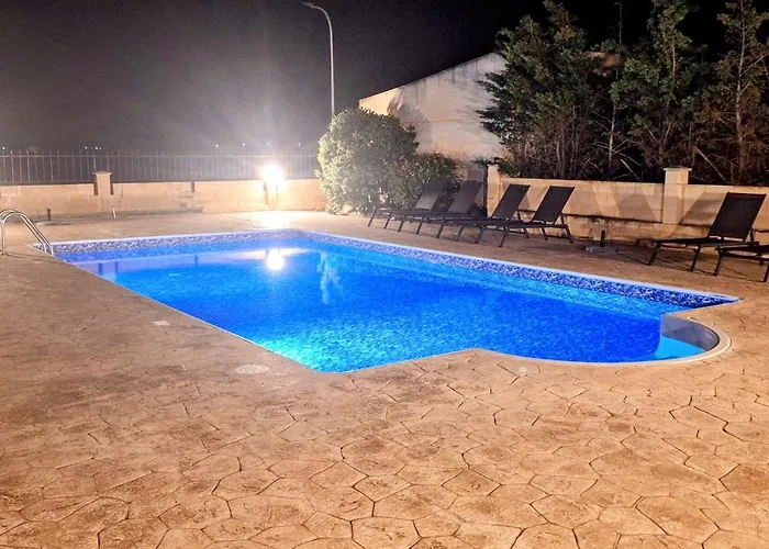 Afroditi * Perivolia